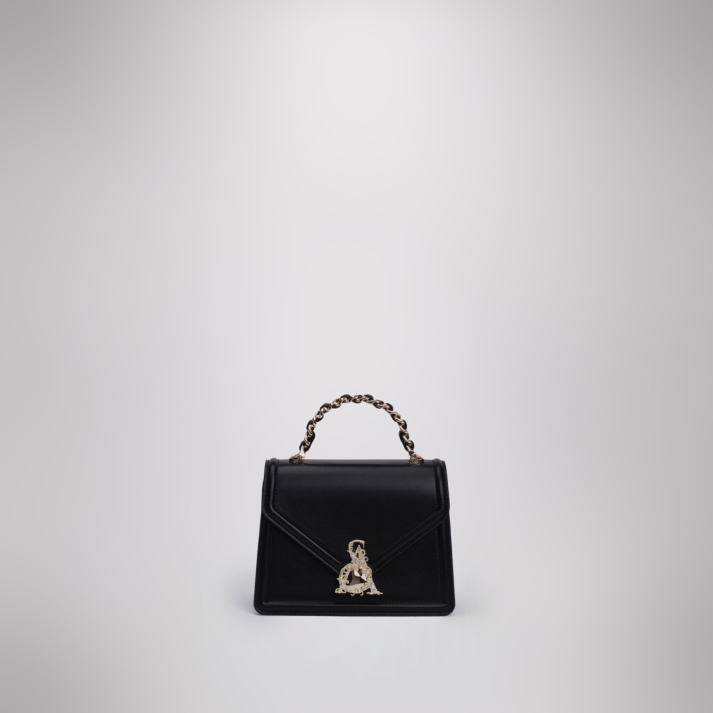ANNIE CHAIN - ANNIE